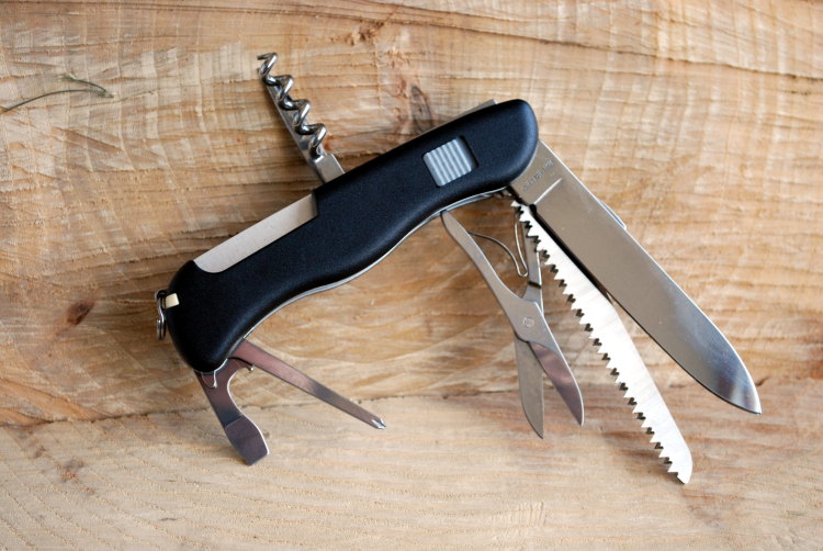 Швейцарский складной нож Victorinox Outrider