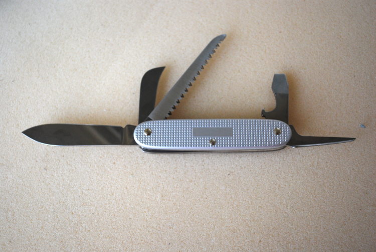 Швейцарский складной нож Victorinox Pioneer Range