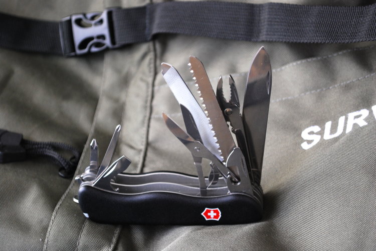 Швейцарский складной нож Victorinox Workchamp
